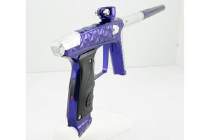 alt
Adrenaline Luxe - สีม่วงขัดเงาพร้อมแต่งสีเงินขัดเงา - Adrenaline